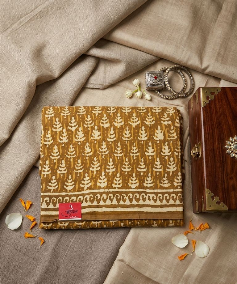 Ochre Earth Mul Cotton Saree